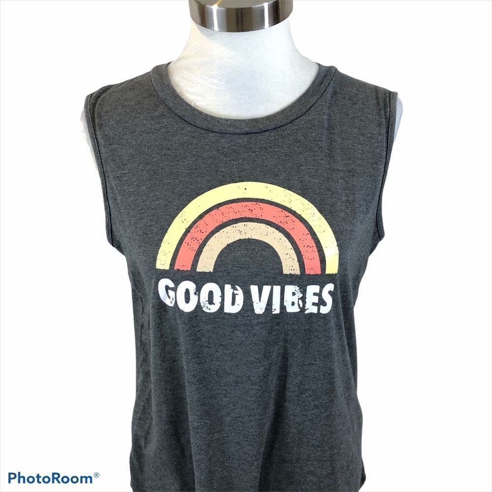 Ladies NWOT Good Vibes Grey‎ Muscle Shirt Large